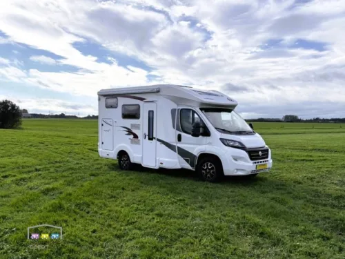 Eura Mobil Profila 590 PT  foto: 1