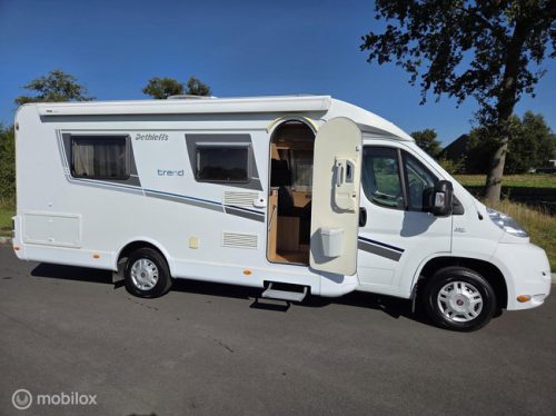 Dethleffs TREND T 6857 &acirc;Automatik-131PS-Queensbett-Euro-5&acirc; Foto: 2