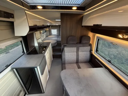 P&ouml;ssl Summit Prime 640 180HP, Van conversion, Busbiker, Lithium photo: 5