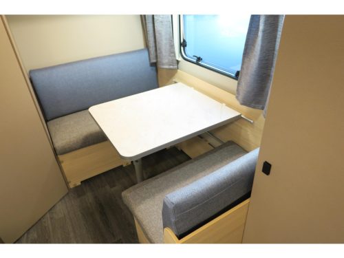 Weinsberg CaraLife 390 QD AIRCO+RANGIERHILFE+KASSETTENMARKISE Foto: 7