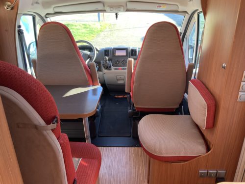 Adria Compact SL 2.3 MultiJ. 130 HP Semi-integrated, Single beds, Year 2010 Camper Centrum On the Road at Noorderringweg 4 in Marum. photo: 9