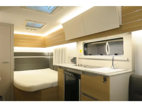 Adria Adora 462 PU CASSETTELUIF+MOVER+VLOERV foto: 6