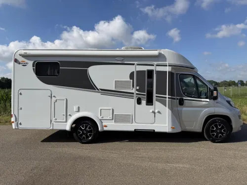 Carado Clever Edition 338 T Lithium, 180HP Heossafe photo: 22