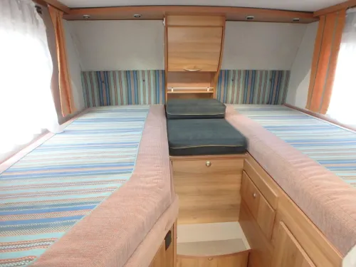 B&uuml;rstner Travel Van 620 T photo: 21