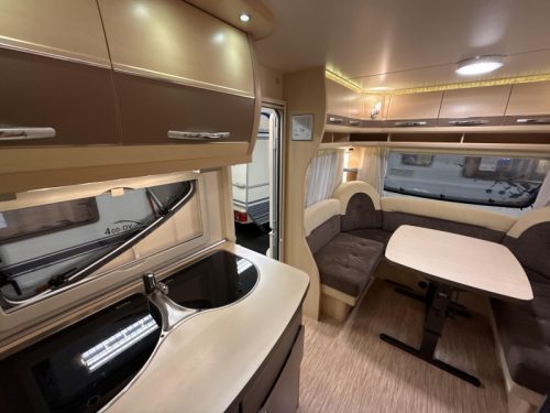Hobby La Vita Bionda 495 UL 2 SINGLE BEDS MOVER AWNING TOP photo: 19