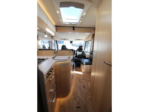 Hymer BMC-I 600 Single beds + Pop-top roof  photo: 27