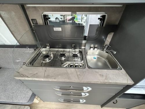 Hobby De Luxe 460 UFE New 2026 photo: 9