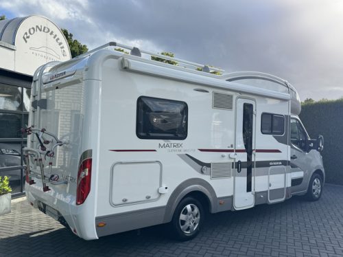 Adria Matrix Supreme M 657SF 150 hp Euro5 Renault Master **Excellent condition/4 seats/6 berths/Spacious round seating/Alde/Solar panels photo: 5