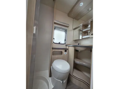 Hobby De Luxe Edition 545 KMF Neues Vorzelt, Rangierhilfe Foto: 11