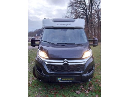 Sunlight T 68 with tow bar photo: 19