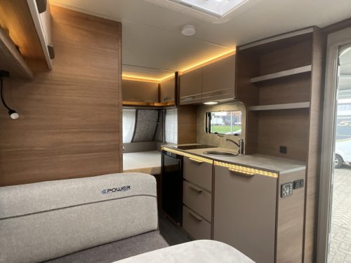 Knaus Sport E-Power Selection 420 QD AIRCO-LEVELSSYTEEM-Toldo foto: 10
