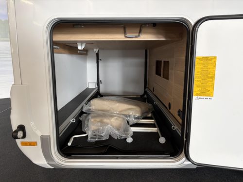 Adria Coral Plus 650 DC Queensbett / Automatik Foto: 6