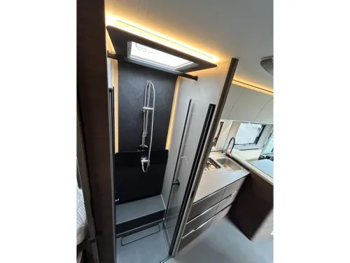 Adria Supersonic 780 SL 360 gr cam, liner seats photo: 15