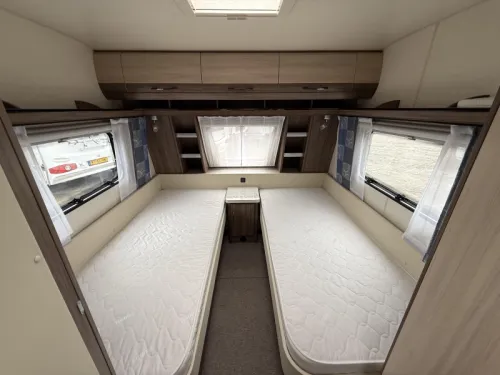 Hobby De luxe Easy 495 UL Enkele bedden, Mover bj14  foto: 8