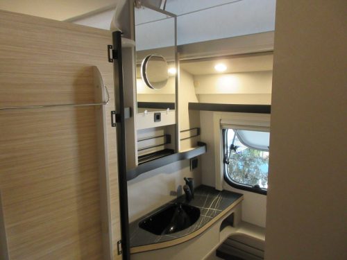 Eriba Touring Silver Edition 542 210 Breit/Einzelbetten!! Foto: 14