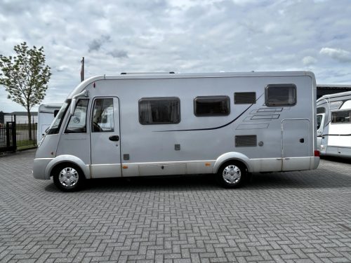 Hymer B614 CL Querbett/Hubbett/160PS Foto: 23