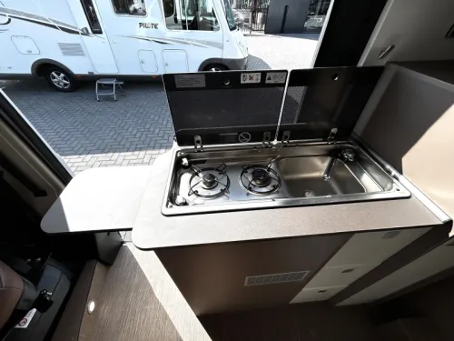 B&uuml;rstner City Car 540 Querbett/5,40m/2020/Euro6 Foto: 16