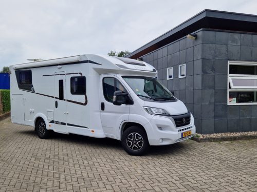 Etrusco T7300 SB &ndash; single beds &ndash; drop-down bed &ndash; large garage &ndash; automatic