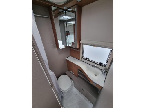 B&uuml;rstner Averso 485 TS  foto: 13
