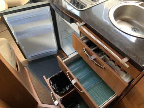 Hymer B 514 SL Star-Edition, AUTOMATIC, Integral, Motor-air conditioning, Air suspension, Alko-Max-chassis, Transverse bed & pull-down bed Marum Camper centrum on the road photo: 14