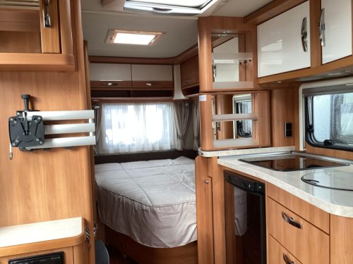 Eriba Nova Luxus Line 465 Mover/ toldo de casete foto: 5