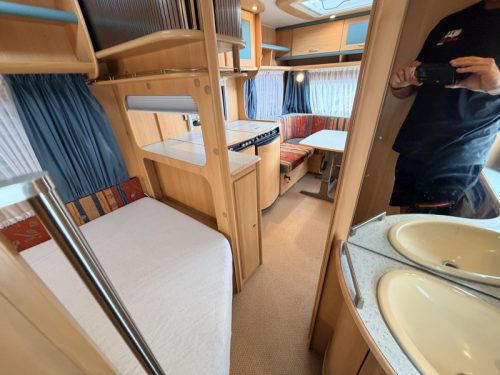Dethleffs Summer Edition 450 Mover, French bed awning photo: 7