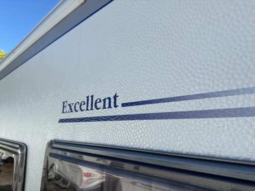 Hobby Excellent 400 SF Mover/Unico awning photo: 14