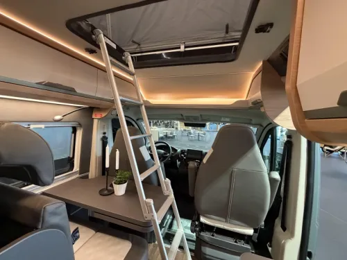 Knaus Boxlife 600ME Platinum Selection Pop-top roof / automatic transmission photo: 6