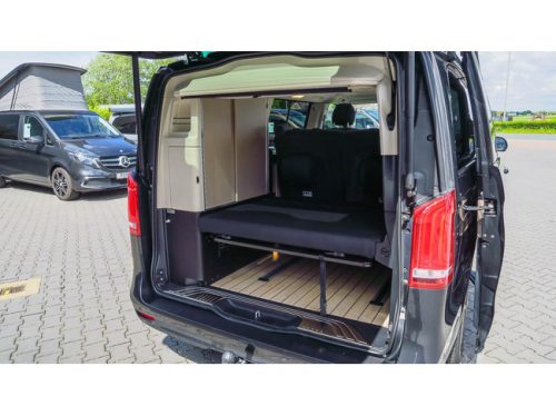 Mercedes-Benz V-Class Marco Polo photo: 17