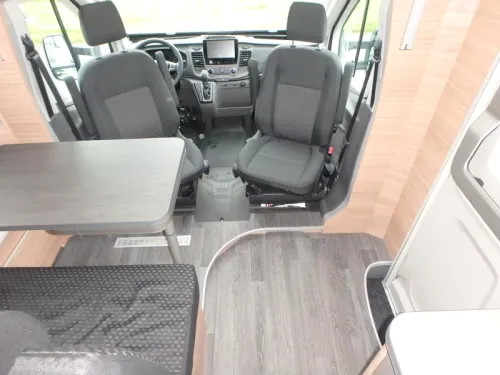 Weinsberg CaraSuite 650 MEG  Foto: 9
