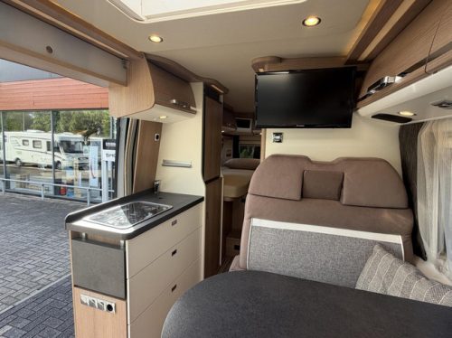 Carthago 640 LE Charming GT Autom&aacute;tico Camas Individuales Panel Solar Suspensi&oacute;n Neum&aacute;tica foto: 10