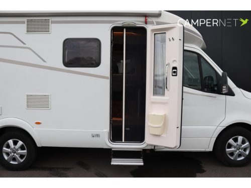 Hymer BMC-T 580 177hp Automatic | Single beds | LPG installation | Roof air conditioning | Solar panels | Hymer SLC Chassis | Bicycle carrier | Bearlo photo: 4