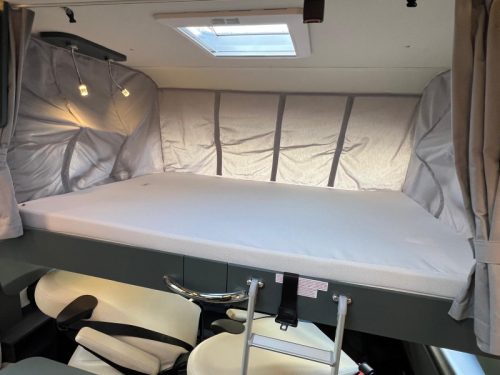 Laika Kosmo H 1409 Single beds, Automatic  photo: 21