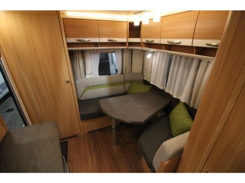 Knaus Sudwind Silver Selection 420 QD Rangierhilfe Thule 6300 Vorzelt Foto: 10