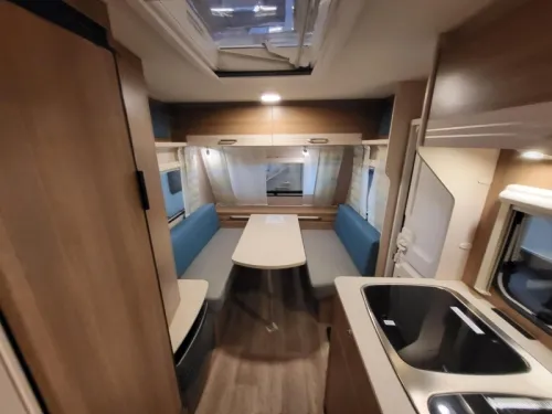 Dethleffs C'Joy 410 LK including Dorema awning photo: 13