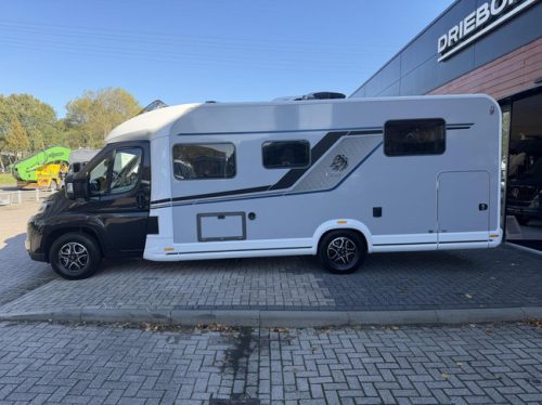 Knaus 700 MEG Sky Ti 8T-Automatic Single Beds 2X Air Conditioning Towing hitch photo: 5