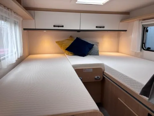 Sunlight V66 Adventure Edition - Compact camper photo: 2