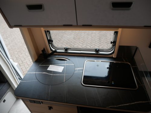 Eriba Touring Silver Edition 542 photo: 5