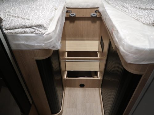 Hobby Nero T 710 GE ONLY AT CAMPOLIFE !! photo: 3