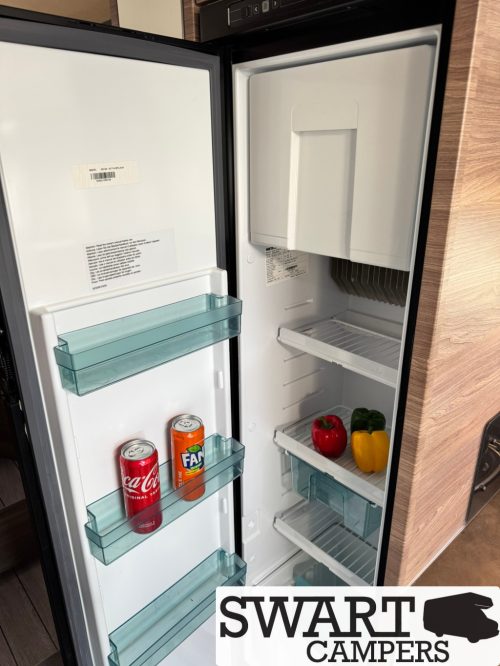Knaus L!ve TI 700 MEG, Single beds Automatic photo: 14