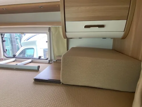 Dethleffs Advantage Single beds price stunt photo: 18