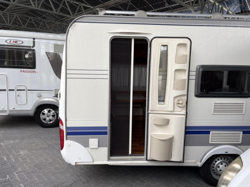 Hobby Excellent 440 SF Voortent / Fietsendrager  foto: 3