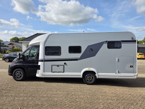 Knaus L!ve Wave 700 MEG Nieuwe Platinum 2027model Foto: 1