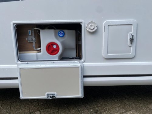 Knaus Van TI 650 MEG Aire Acondicionado 230V, Enganche de remolque foto: 16