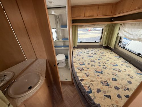 B&uuml;rstner Ventana 500 TS FRENCH BED CIRCULAR SEATING AWNING photo: 5