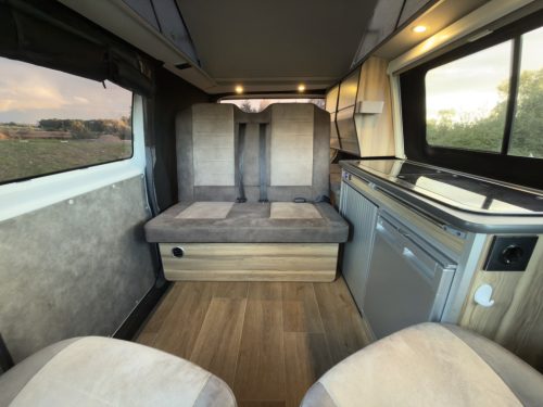 VOLKSWAGEN T6 Foto: 3