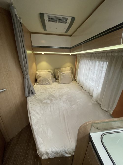 Sunlight Libert&eacute; VIP 690 VIP Franz&ouml;sisches Bett+Hubbett Dachklimaanlage Anh&auml;ngerkupplung Foto: 16