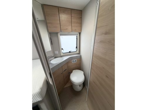 Dethleffs Pulse Classic T 7051 EBL GT Uitvoering Black foto: 17
