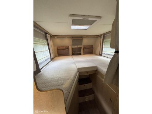 B&uuml;rstner Travel Van T 620 Fiat 2.3 130ch Euro 5 | Lits jumeaux | Douche/WC | Garage | 72 000 km | EXCELLENT &Eacute;TAT photo : 11
