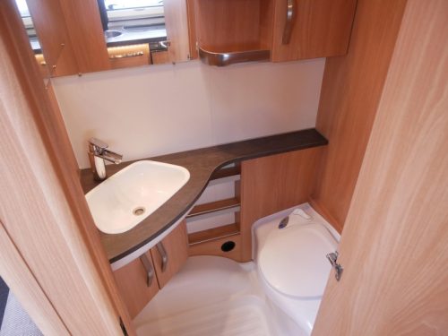 Knaus Sudwind Silver Selection 420 QD Incl. mover and bike rack photo: 14